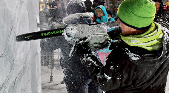 Greenworks — спонсор зимних фестивалей по созданию ледяных скульптур